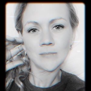 Meet your Posher, Deeana